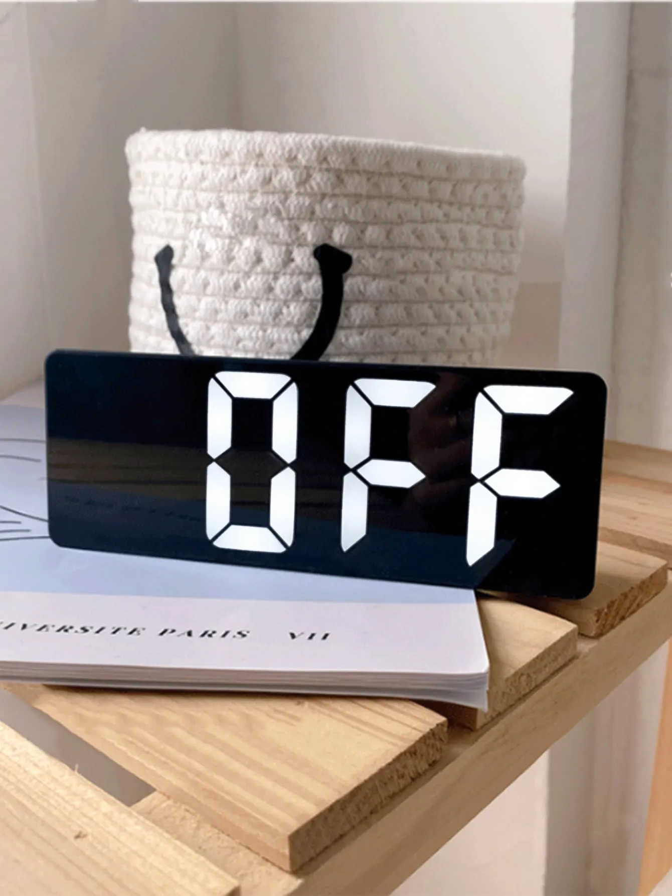 1pc Desktop Digital Clock