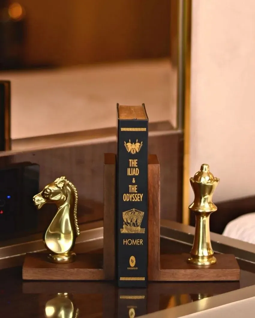 Amore Chess Book Ends | 6 x 3 x 6 inches