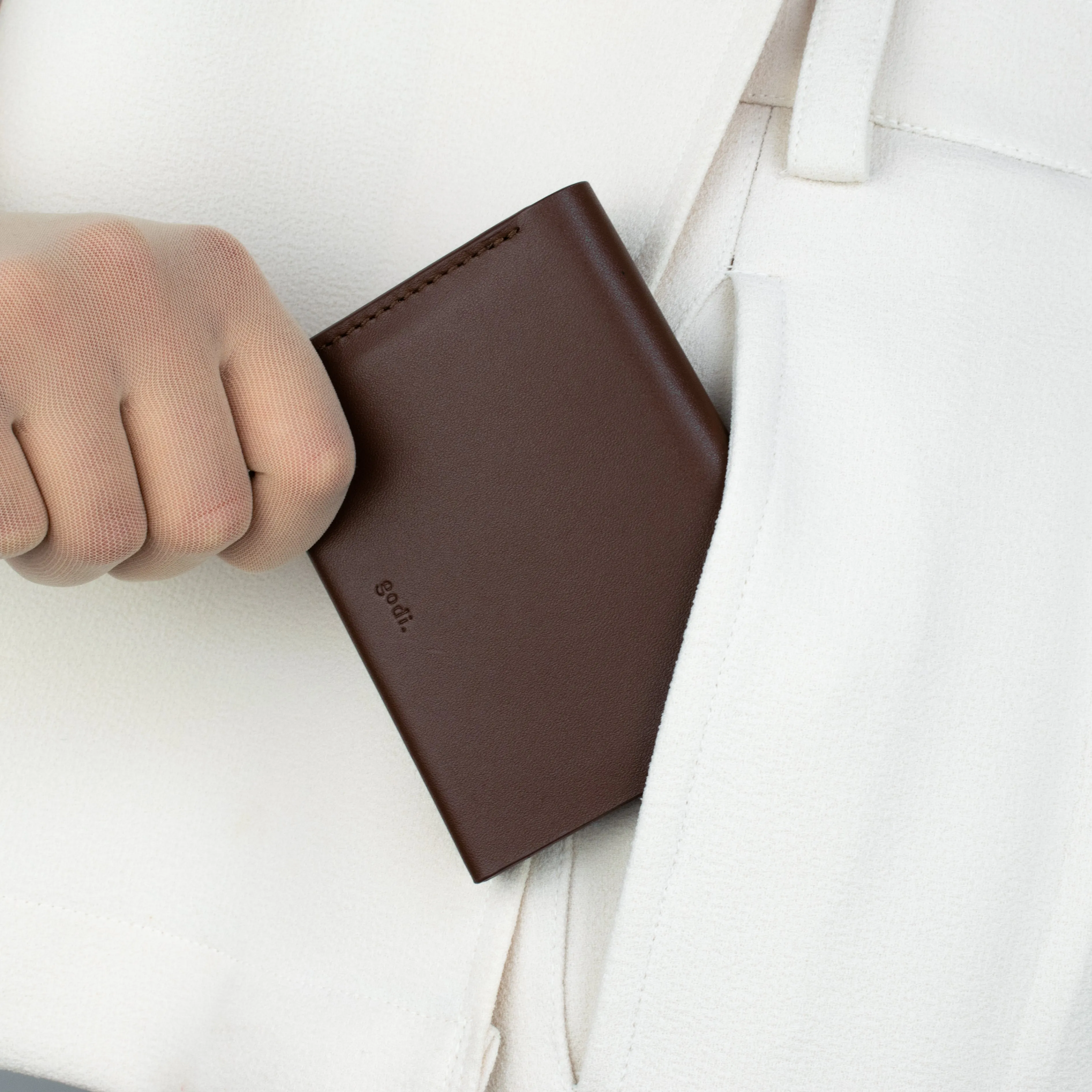 Bifold Wallet in Coffee Brown