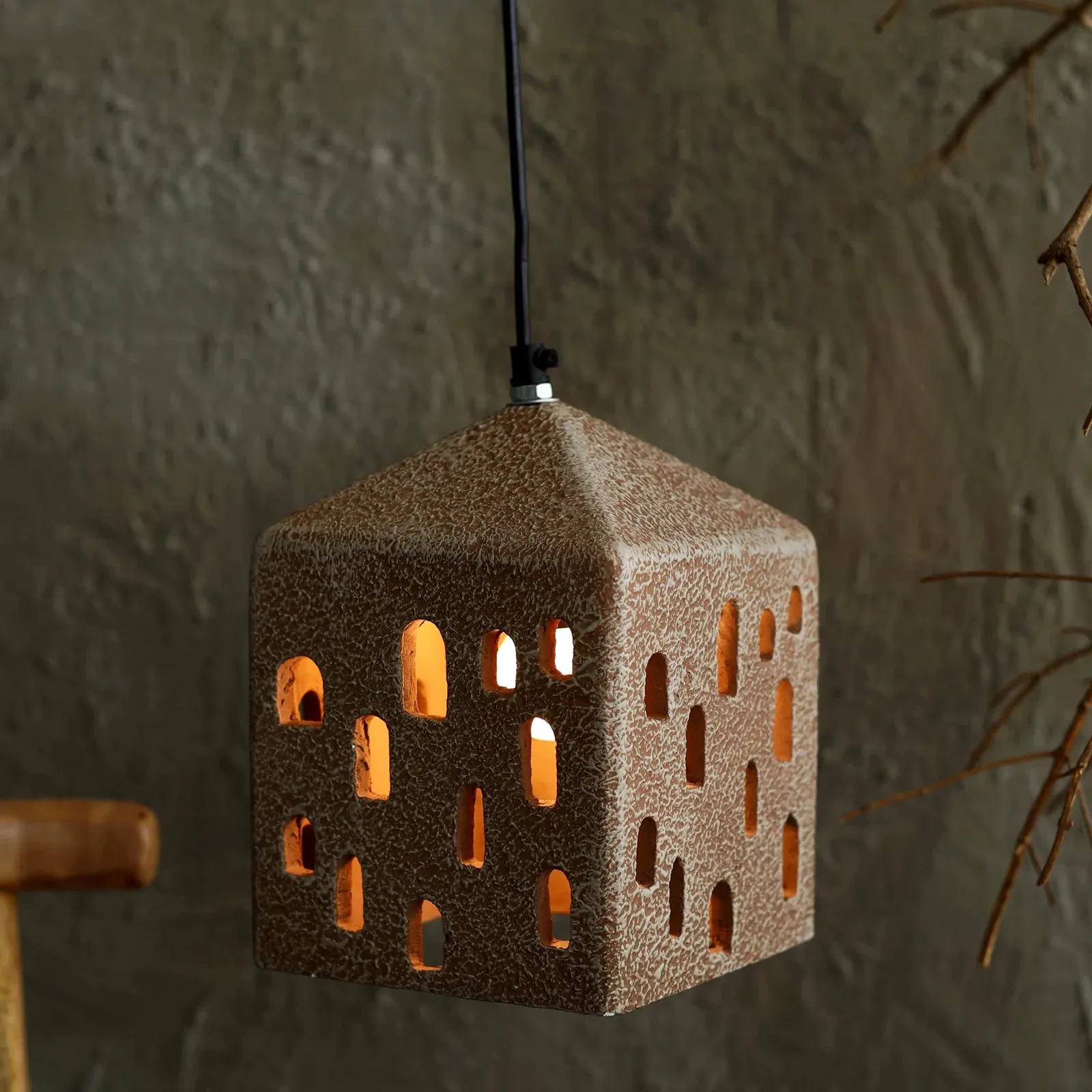 Flinstone Hanging Lamp