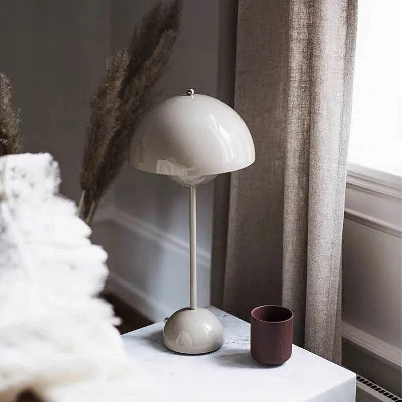 LED Floral Table Lamp for Minimalist Decor