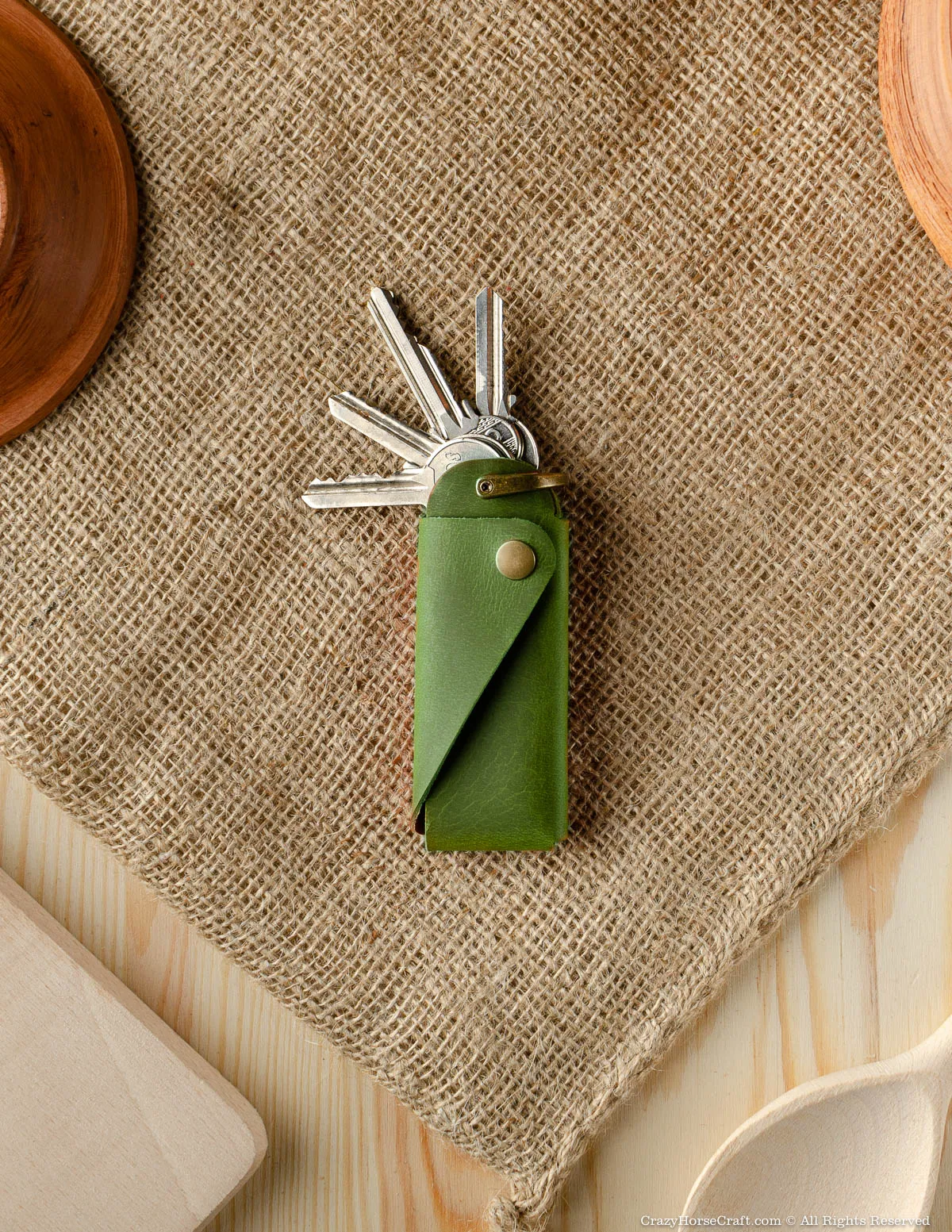 Minimalist Leather Key Organiser/Holder | Alpine Green