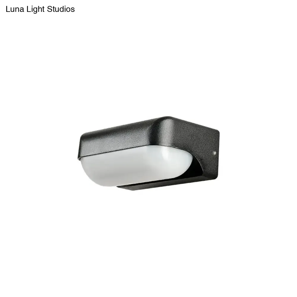 Minimalist Metallic Black LED Wall Sconce for Balcony Lighting