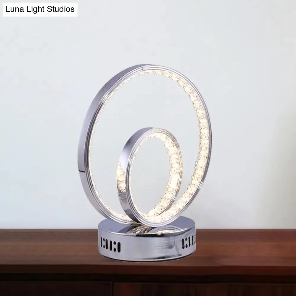 Modern Minimalist Circle Nightstand Lamp: Metallic LED Task Lighting in Chrome - Perfect for Study Rooms