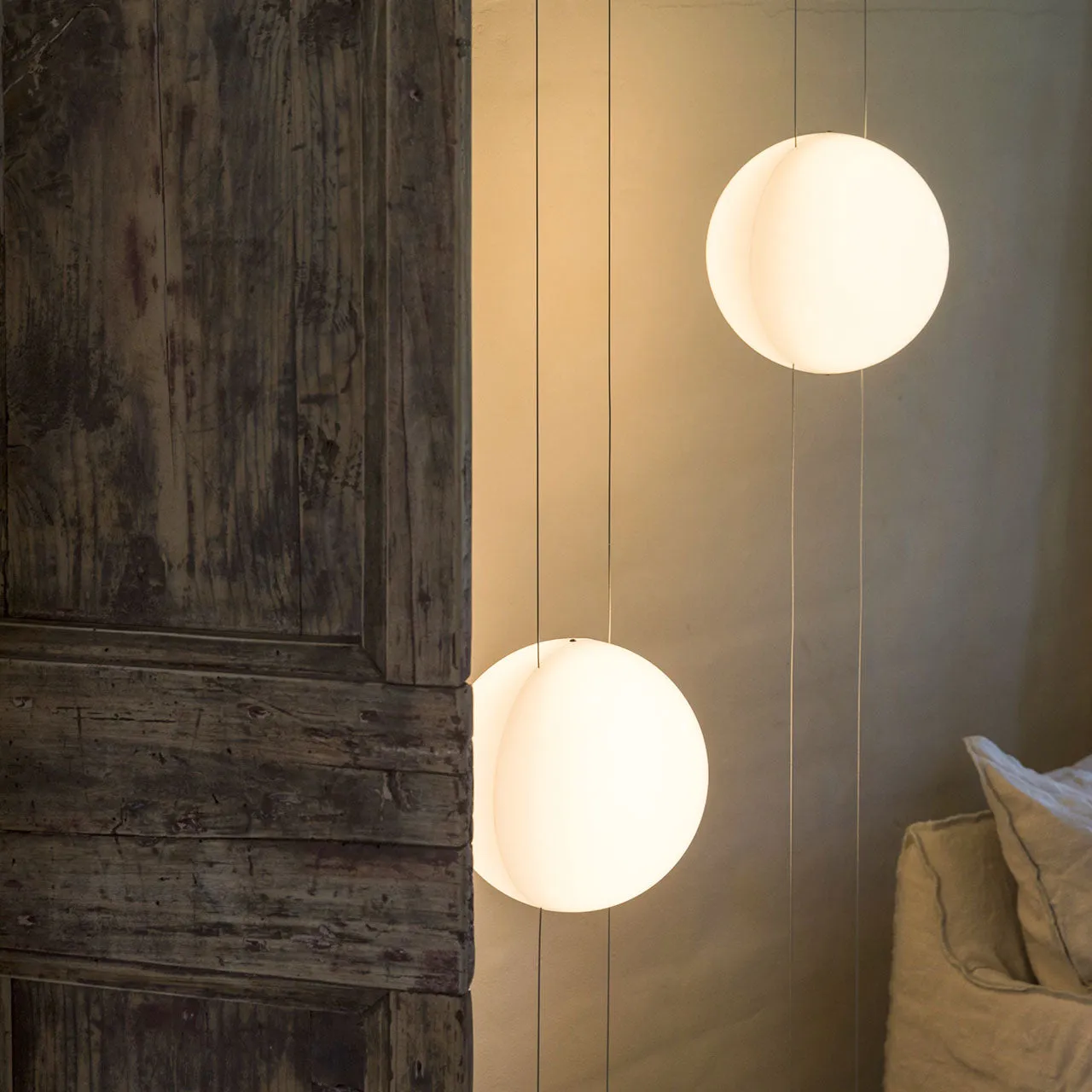 Orbit Floor-Ceiling Lamp