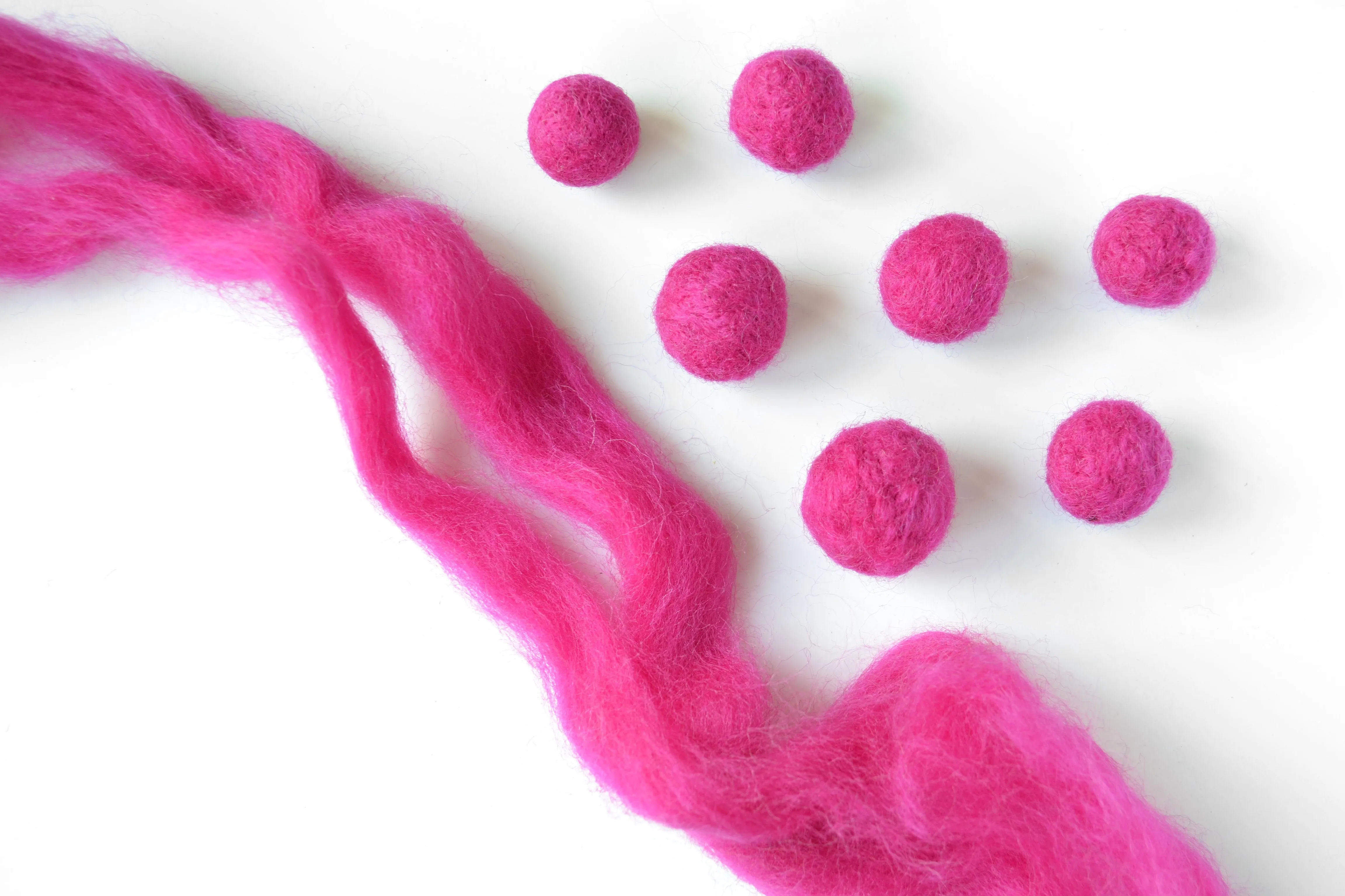 Vibrant Pink Wool Roving